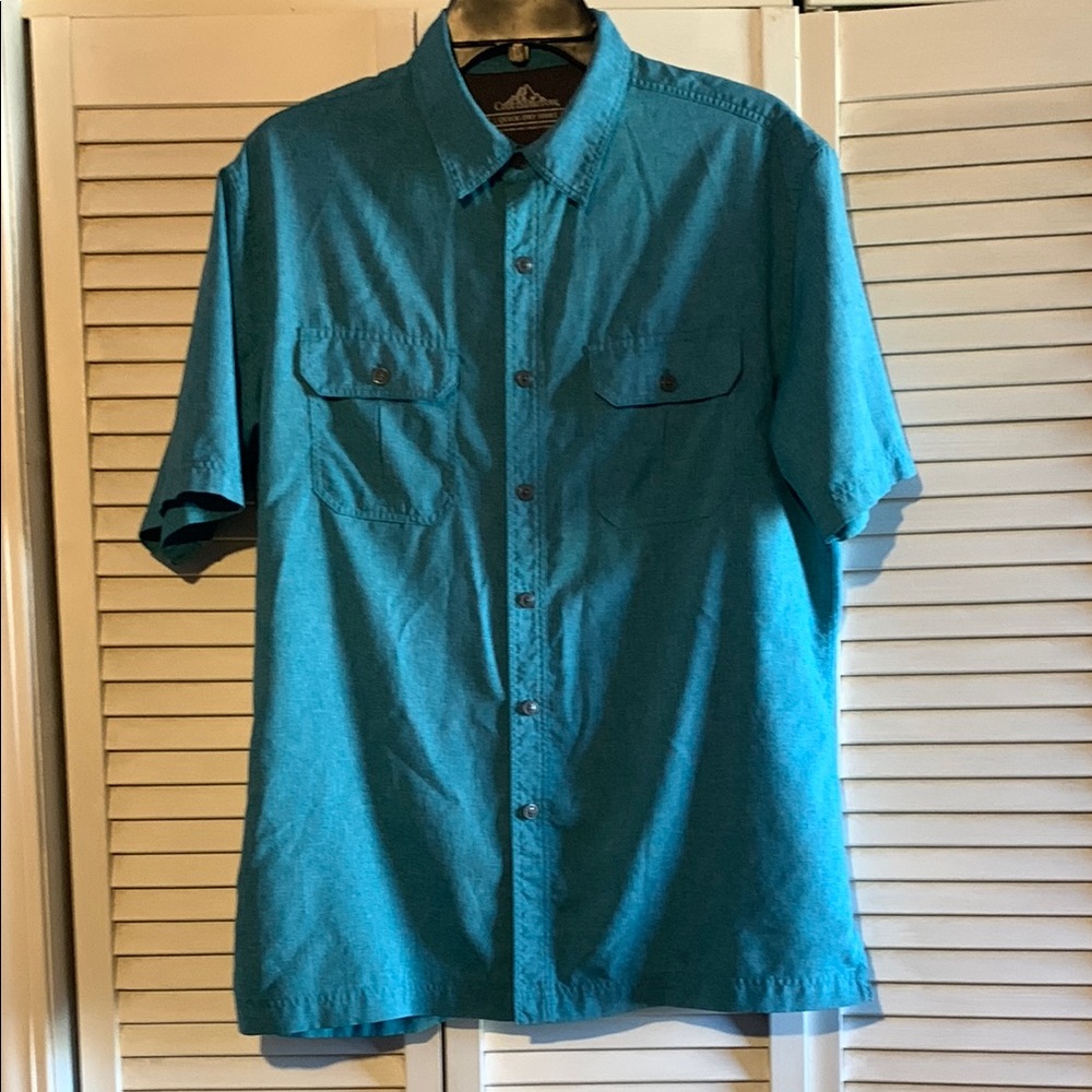 Cabela's Teal Men’s Shirt Short Sleeve EUC